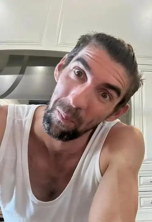 38岁菲尔普斯近照,满脸皱纹胡子拉碴,曾患抑郁险自杀_腾讯新闻