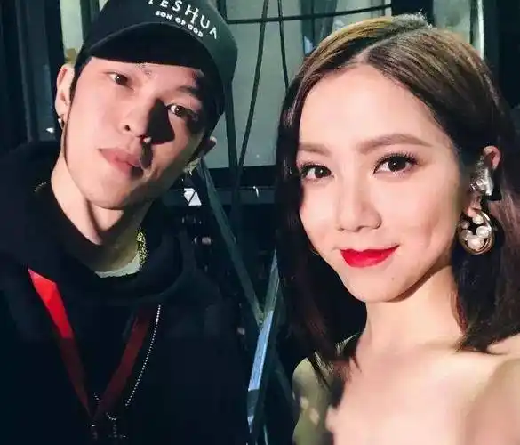 邓紫棋谈婚恋观引热议,"先结婚再生小孩"错在哪儿?_华晨宇_孩子_感情