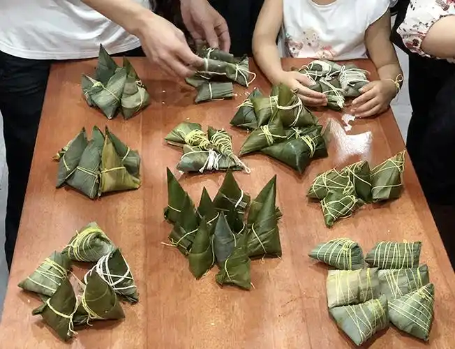 荃盛美食引发宁波全民手工包粽子热潮