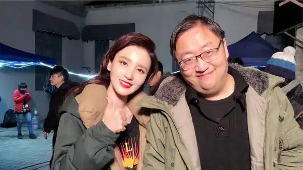 这究竟是怎么回事儿? 张萌黄海波分手原因