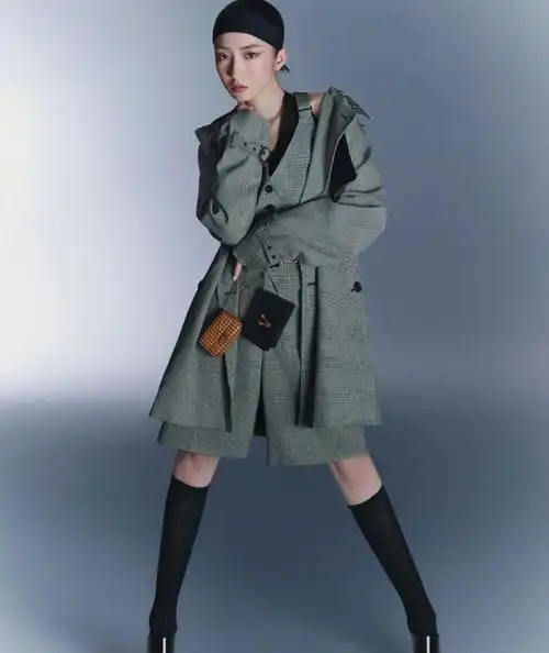 孟美岐又变美了,最新写真甜酷风十足,遇见最有魅力的自己|衬衫|凉鞋