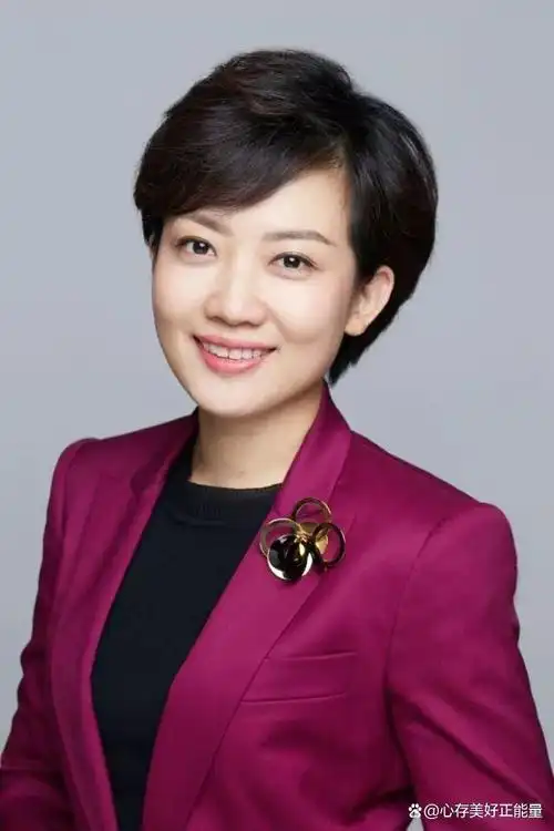 央视美女主持人王端端,太漂亮了