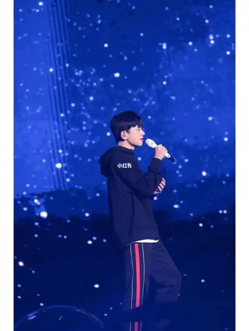 沉浸于蓝色星海