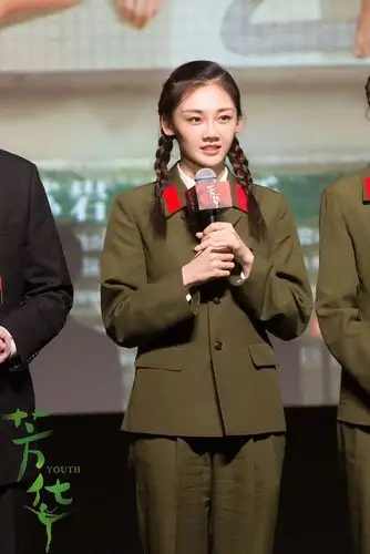 芳华首映引爆口碑苗苗感恩落泪