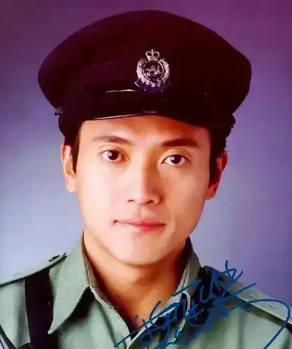 53岁魏骏杰婚姻坎坷,娶小20岁娇妻遭遇出轨,如今心已伤透