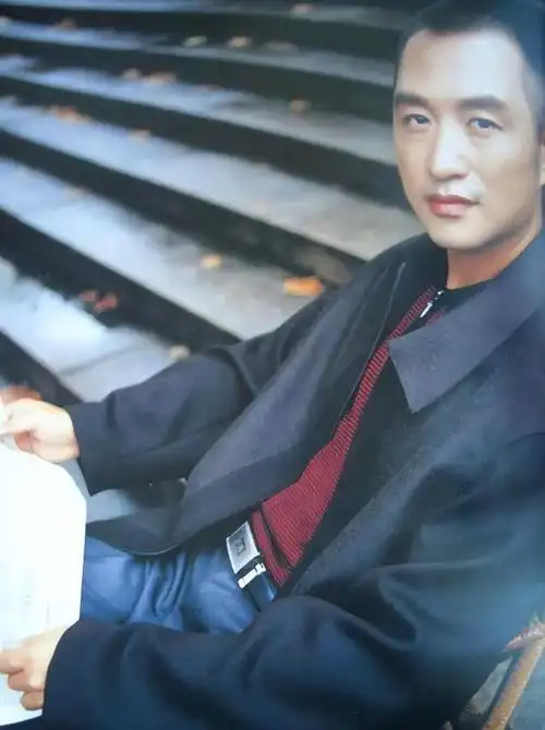 回顾著名歌手高枫去世21年后妹妹定居美国父母的坚持让人泪目