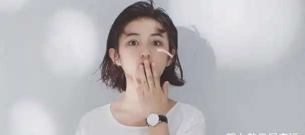 荣梓杉张子枫互动甜蜜引热议,网友:要拍恋爱的剧方快点找上来_时候