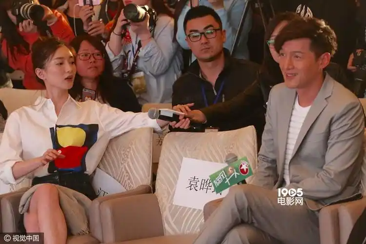 迷之尴尬胡歌与旧爱江疏影分手后首次同场