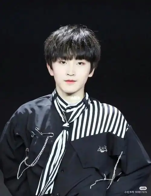 生日快乐鸭赵冠羽