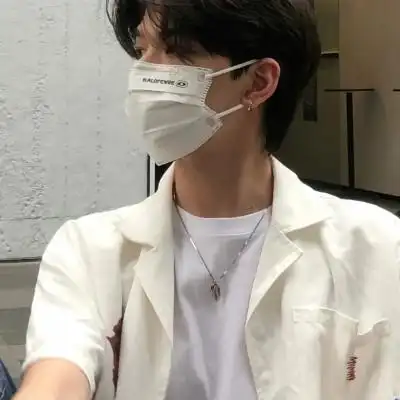 1818很酷又很高冷范的男生精致头像 那是我伪装的坚强2022-04-122122