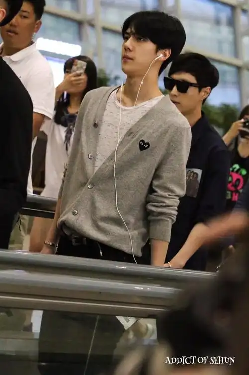 2015529仁川机场吴世勋