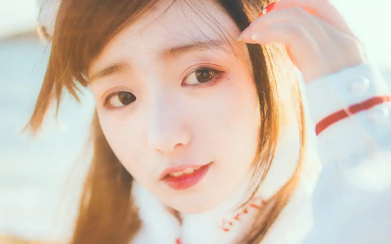 身穿汉服的美女唯美古风写真桌面壁纸高清大图预览1920×1200_美女