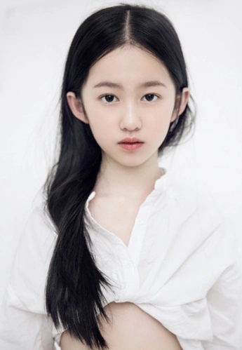 曾和杨幂一起演过《扶摇》,今12岁正脸颜值曝光,美到认不出!