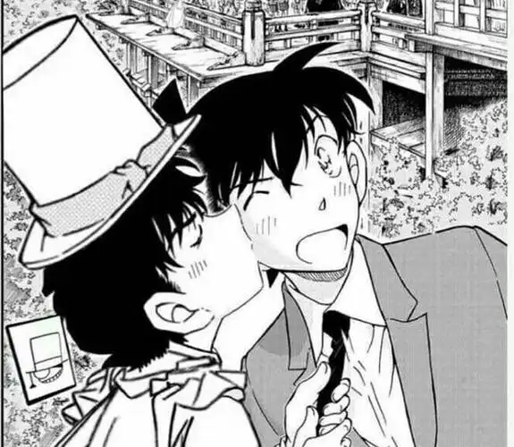 为什么满屏都是工藤新一和快斗的"亲吻照"?