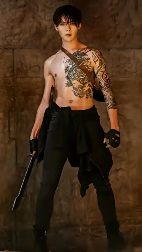 肖宇梁版张起灵最还原,作者导演编剧演员,都功不可没_网易订阅