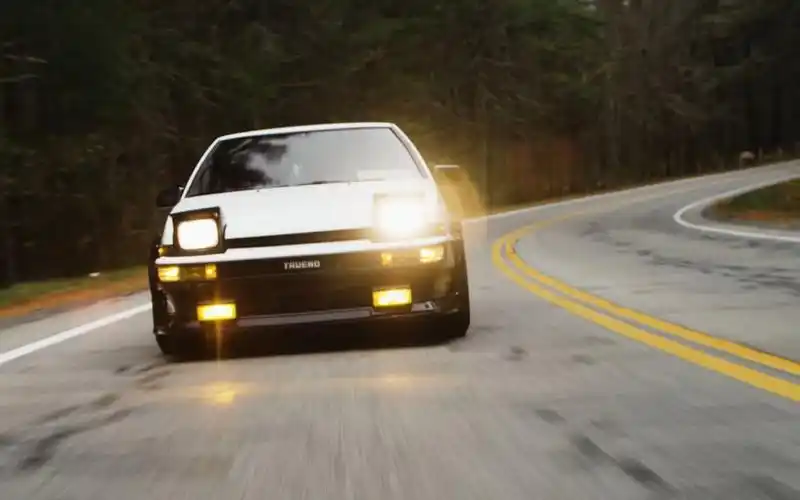 【头文字d】丰田 ae86 trueno