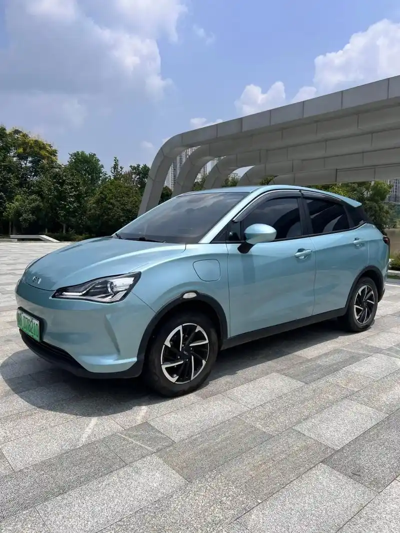 众城星汽车.[庆祝][庆祝]新到21年底 哪吒v 长续航娱乐 - 抖音