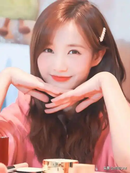 李一桐,笑容甜美,可爱单纯,性感迷人,演技在线,爱了爱