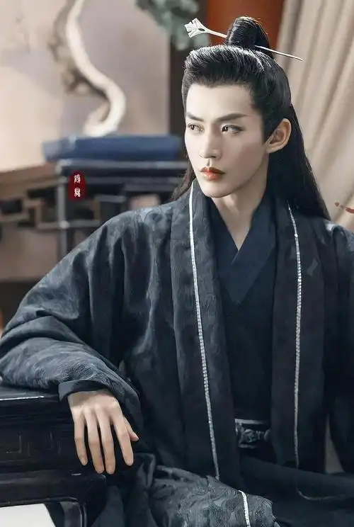古装帅气又仪态端方的八位男星个个让人眼前一亮却都不温不火