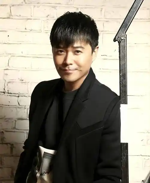 陈思诚,终于为自己的"花心"付出了代价_陈思成_佟丽娅_表演