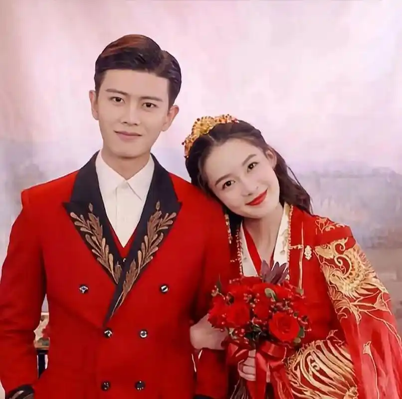 任嘉伦古偶大婚合集 一些古偶大婚图 第一张:《请君》任嘉伦 李沁 第