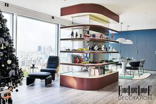 上海潮酷游戏达人把家打造成了宝藏手办店