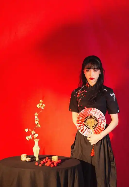 许梦圆唯美古风性感图片写真