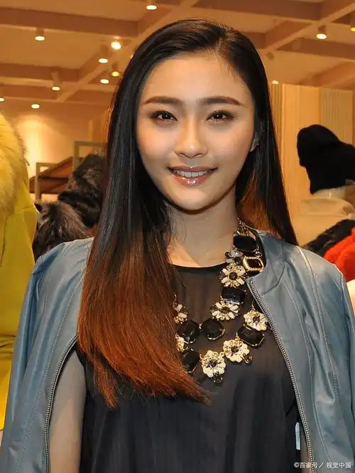 "好声音"的陈冰也被出来了!点赞网友的评论,疑为自己发声