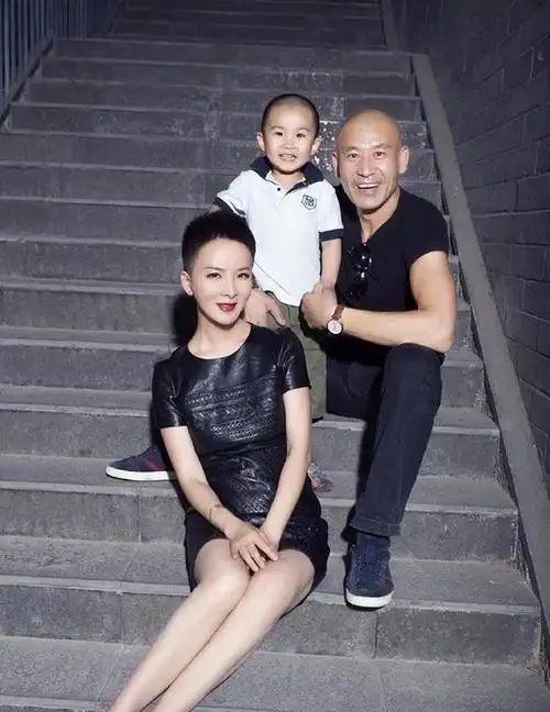 演员谢兰:与丈夫结婚12年坚持丁克,愁坏婆婆,41岁意外得子