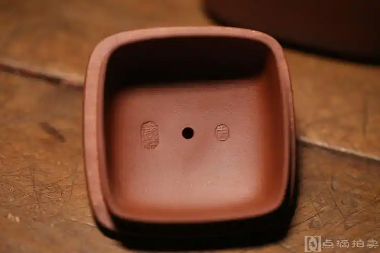 周丽萍 全手工制 弦儒四方    产品说明>周丽萍,中国紫砂陶艺名家