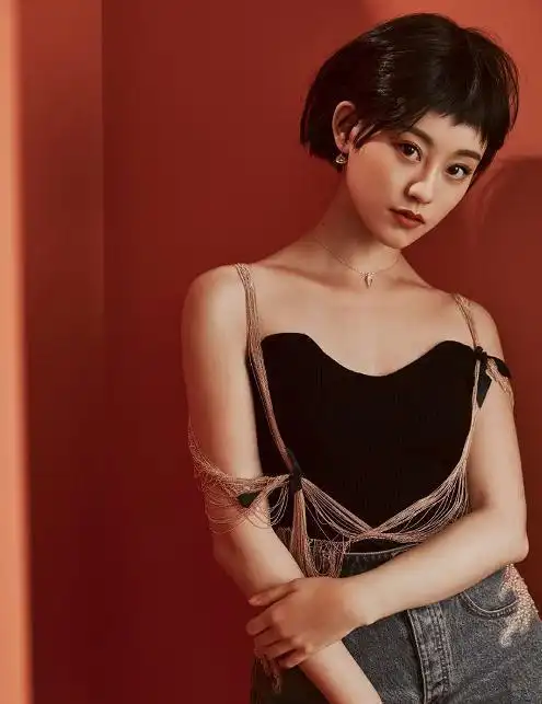 初恋女友祝绪丹太甜美运动装似清纯少女一双筷子腿a炸了