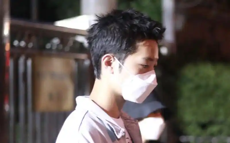 200827 赖冠霖 下班 动的帅哥_哔哩哔哩 (゜-゜)つロ 干杯~-bilibili