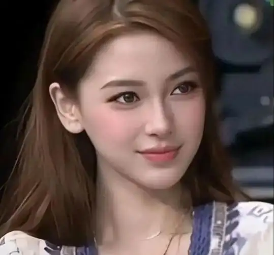 杨颖颜值变迁:从"混血天使"到"汉化美人",颜值巅峰还在线吗