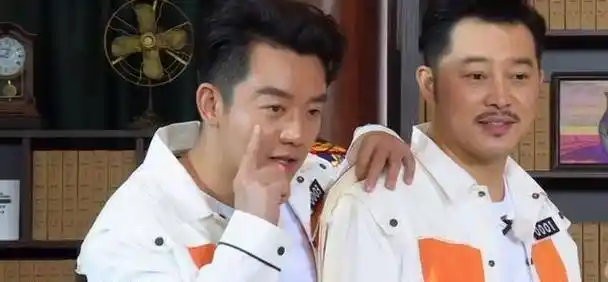 奔跑吧4:郑恺突然"开车"baby反应亮了,节目组救场都救不回来_李晨