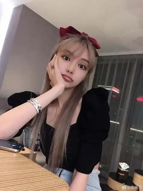 手撕罗志祥,怒怼韩雪:让王思聪称姐的周扬青,到底有何不同?