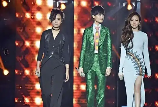 回顾2011年超女现状,可谓全员"糊咖",身材再好也没有办法