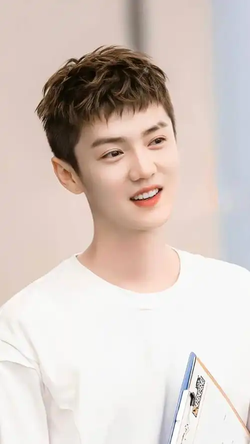 鹿晗《五哈》体检,身体代谢年龄只有十八岁,网友:我爱少年晗