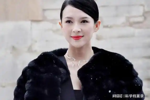 汪峰离婚后成香饽饽被前任示好新女友曝光章子怡则专心搞事业