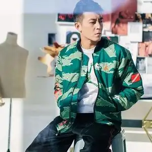 陈冠希同款外套耐克