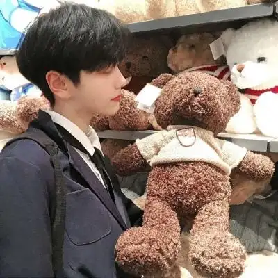 帅气可爱男孩子头像世间一切皆可努力唯独相爱全凭运气676767