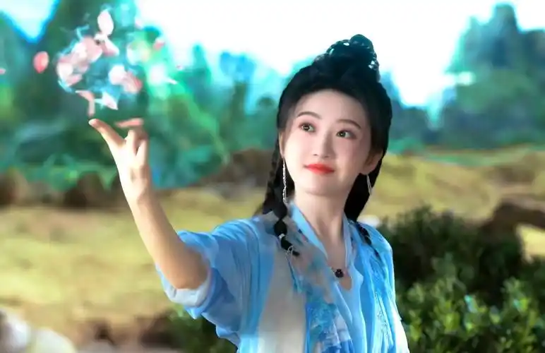 景甜跟张凌赫是古偶剧的男女主"专业户",带来了少口碑极高的古装剧