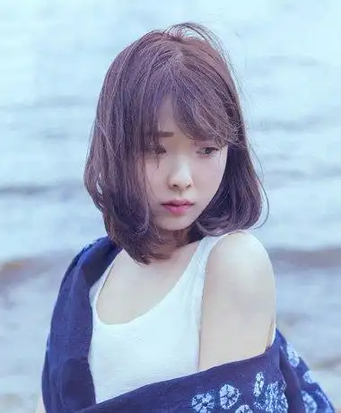 短发 斜刘海 离子烫内扣齐肩发发型