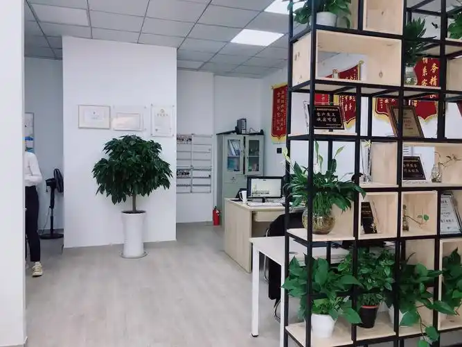 招房产经纪人无责任底薪