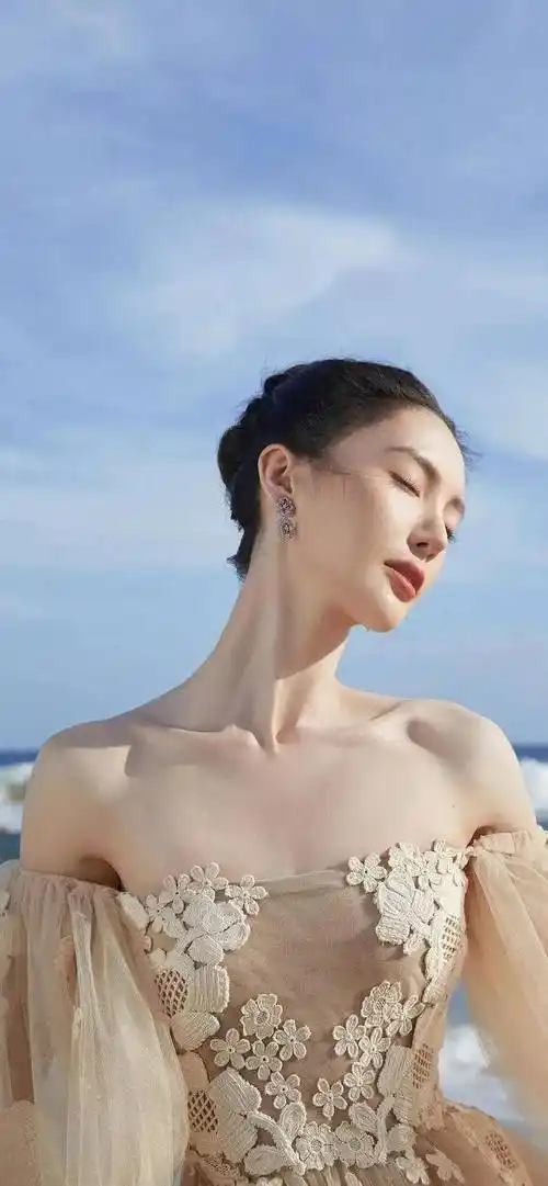 明星高清壁纸秀金晨