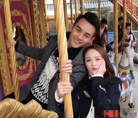 《欢乐颂》后,大家没有直呼王凯和王子文在一起,而是喊着王凯和蒋欣在