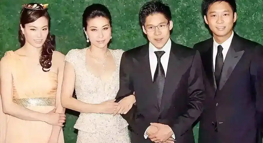 吴敏霞给郭晶晶做伴娘让霍启山着迷,她放弃豪门嫁素人,原因意外_张效