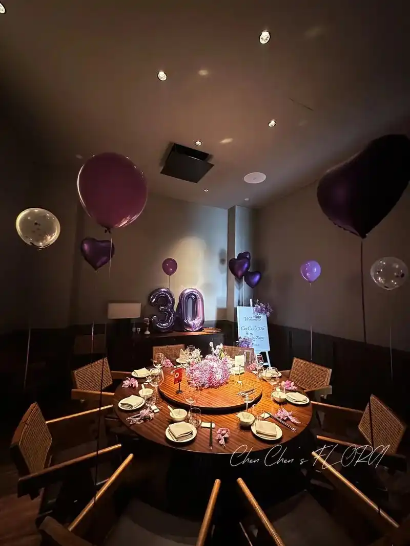 伙乐餐厅的高级生日布置.90在伙乐餐厅布置解锁新色号 - 抖音