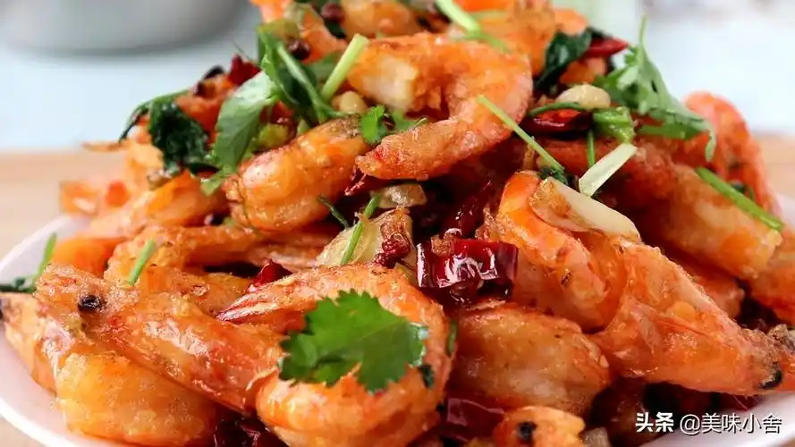 教你在家做香辣虾,味道麻辣鲜香,做法简单,真解馋