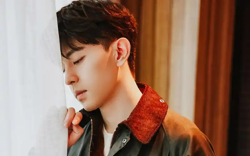 邓伦帅气有型写真图片桌面壁纸高清大图预览1920x1200_大陆明星下载