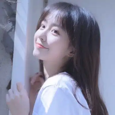 九张好看的小清新女生头像图片,都很唯美有气质,喜欢的可以拿来做qq